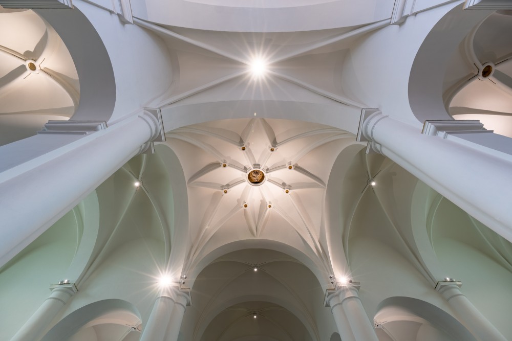 Interieurschilderwerken in de Heilige Amanduskerk